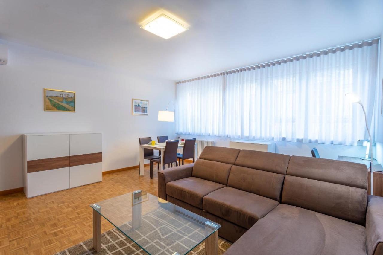Udine Palazzo D'Aronco Modern Apartment Eksteriør bilde