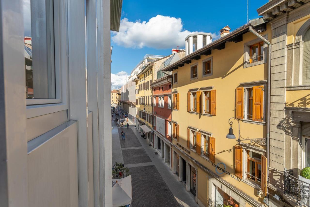 Udine Palazzo D'Aronco Modern Apartment Eksteriør bilde